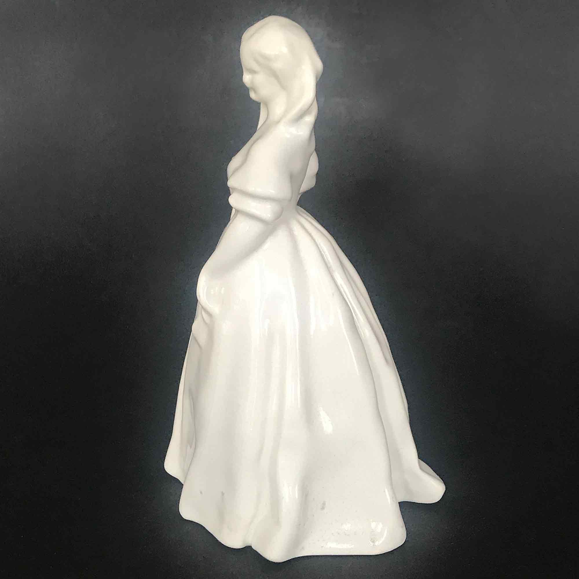 Ashtead Potters M47 Phoebe Stabler Figurine