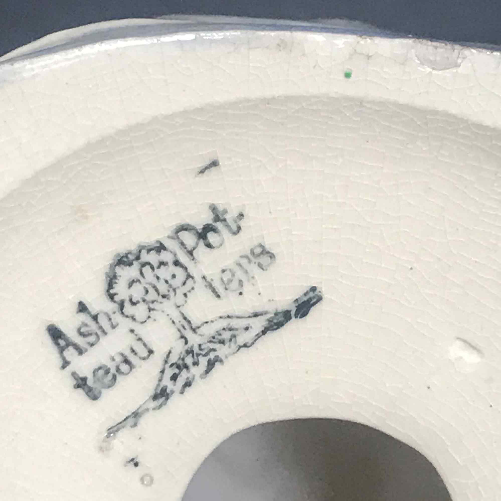 Ashtead Potters M5 'Posy'