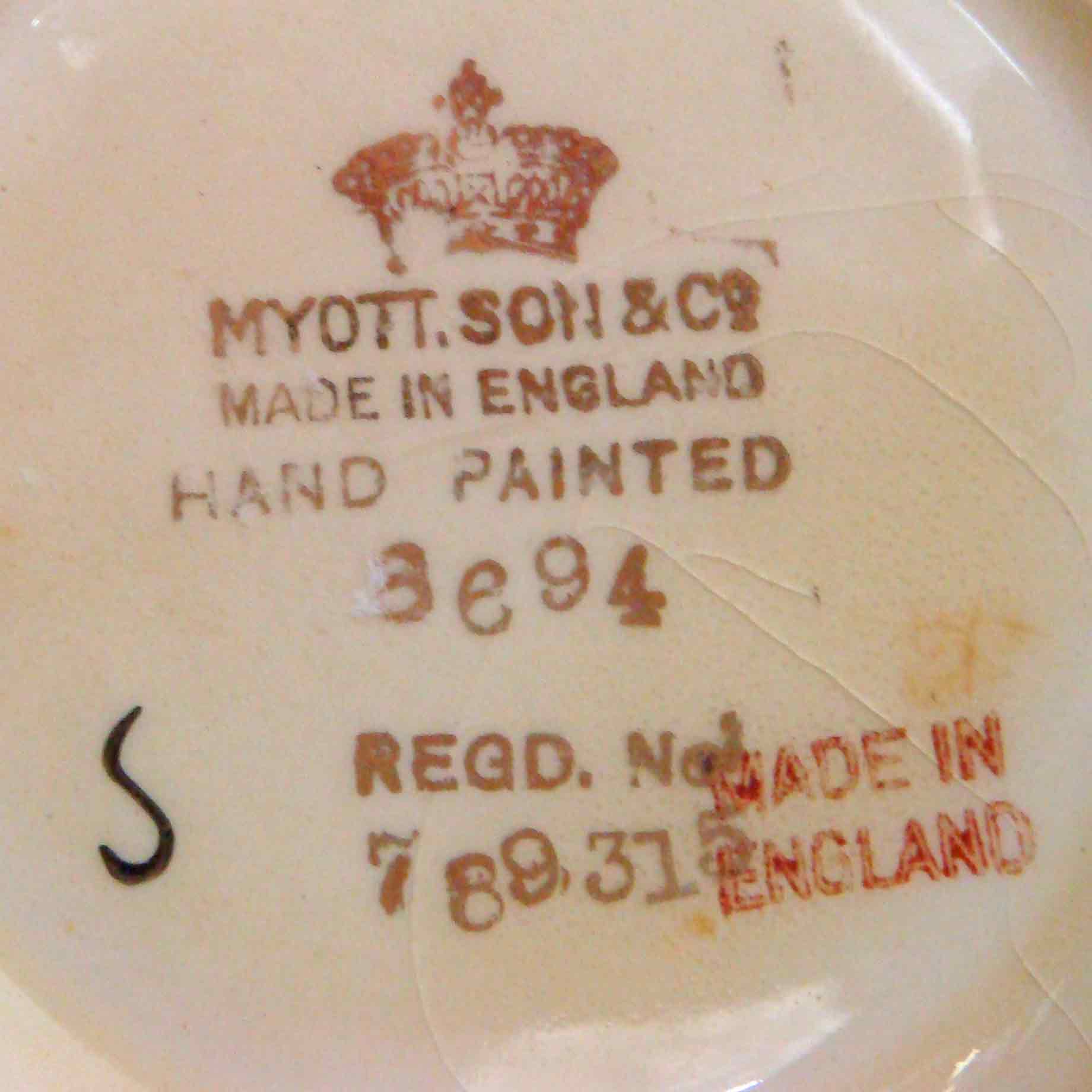 Myott Classic Jug 8694