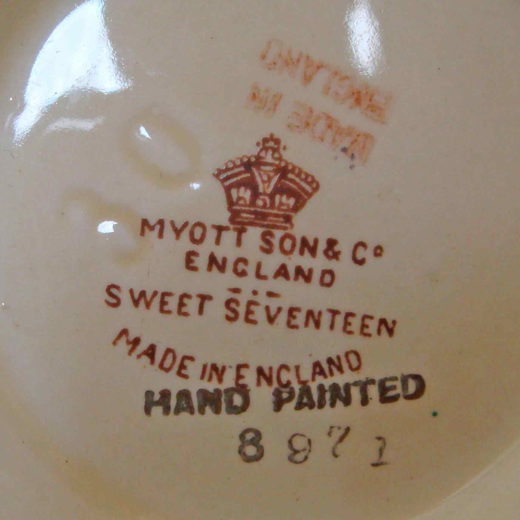 Myott Tunisian Jug 8971